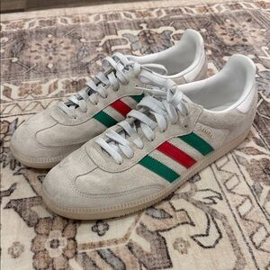 EUC - Adidas Samba Cream Sneakers with Red and Green Stripes - Men’s 10.5 (US)